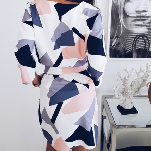 🌺HP Aztec Print Dress - Picture 3 of 3